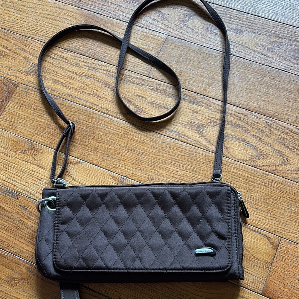 Travelon Quilted Brown Crossbody Bag ZA